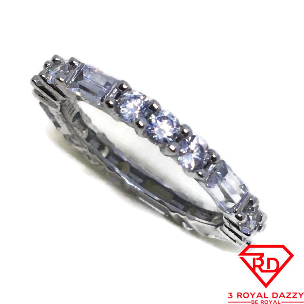 Emerald Round Cubic Zirconia Ring White Gold